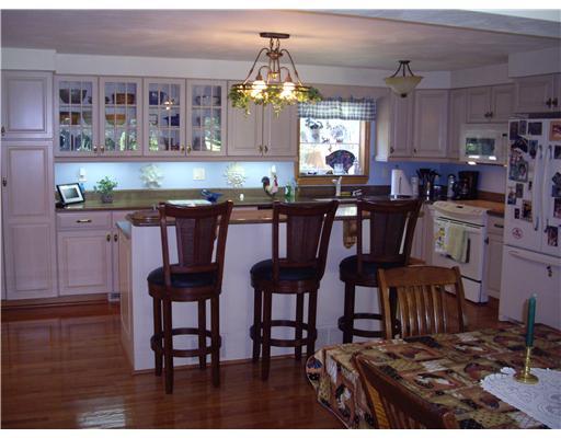 652 Ann Roberts Road Ligonier, PA 15658 - Photo 9 of 15 Kitchen.