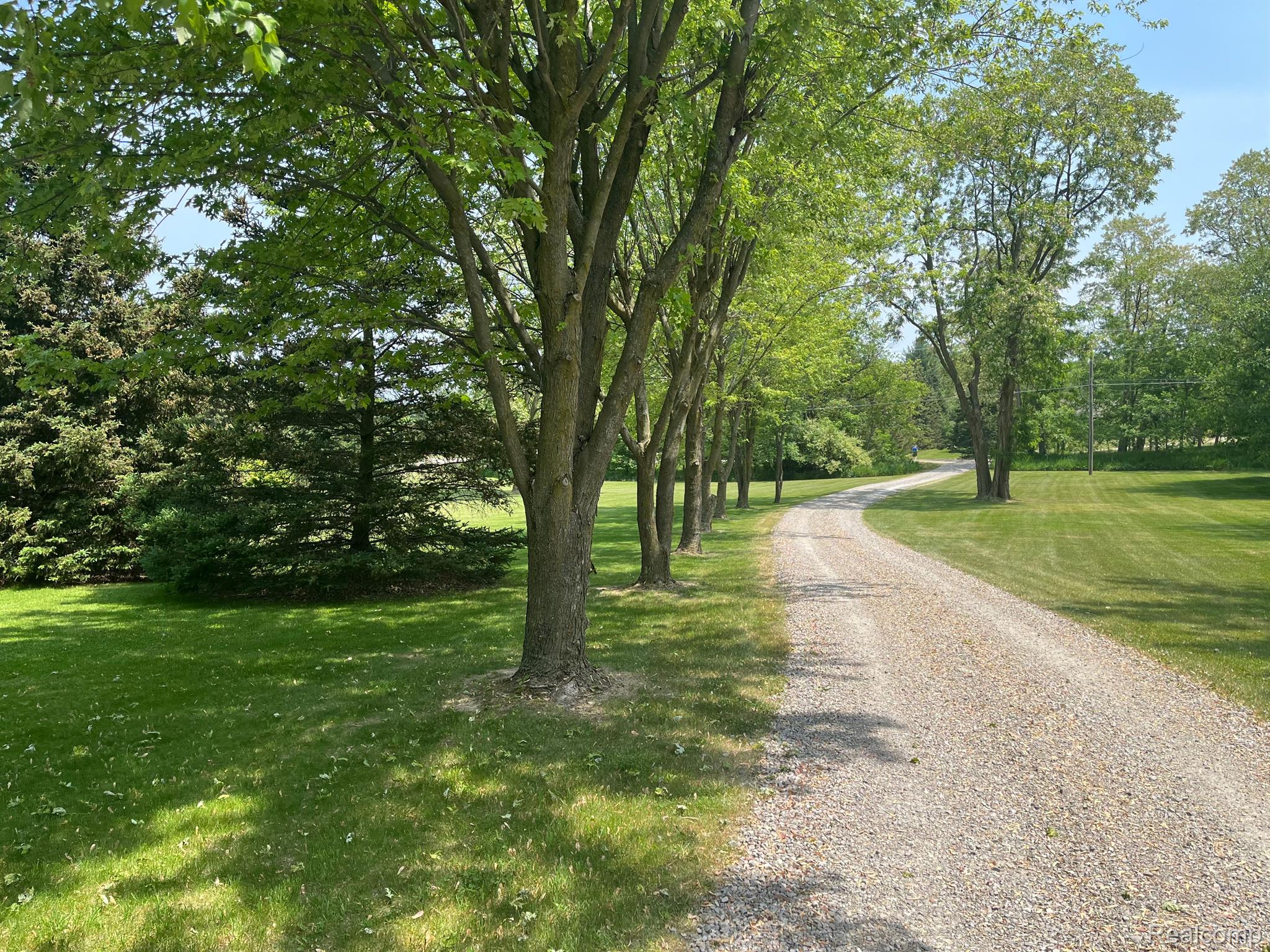 4714 Bishop Road Dryden, MI 48428 - Photo 10 of 40 Gallery Image 10