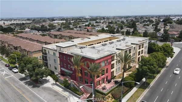 $2,450 | 2742 Cabrillo Avenue, Unit 302, Torrance, CA 90501