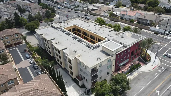 $2,450 | 2742 Cabrillo Avenue, Unit 302, Torrance, CA 90501