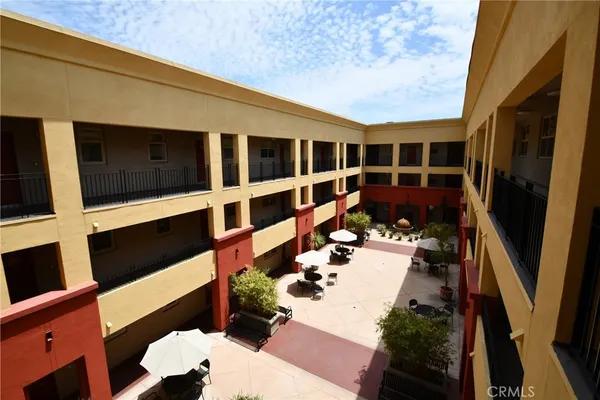 $2,450 | 2742 Cabrillo Avenue, Unit 302, Torrance, CA 90501