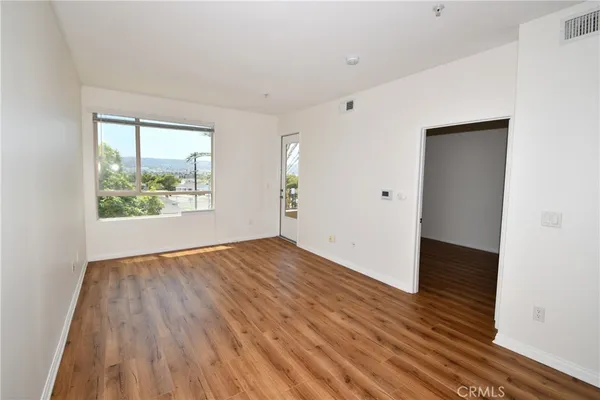 $2,450 | 2742 Cabrillo Avenue, Unit 302, Torrance, CA 90501