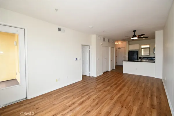 $2,450 | 2742 Cabrillo Avenue, Unit 302, Torrance, CA 90501