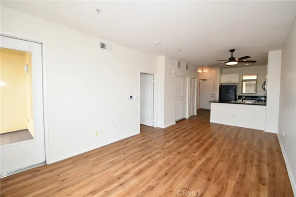 $2,450 | 2742 Cabrillo Avenue, Unit 302, Torrance, CA 90501