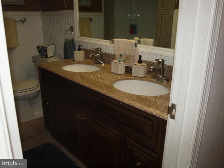 5217 Clauser Road Orefield, PA 18069 - Photo 18 of 25 Bathroom