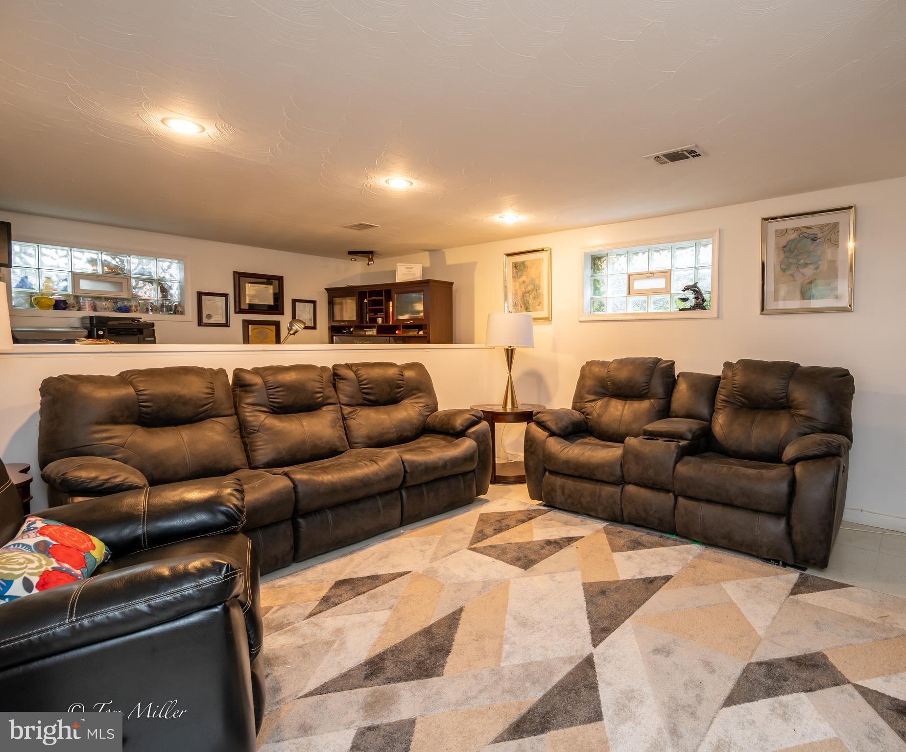 8123 Scotts Level Road Baltimore, MD 21208 - Photo 24 of 44