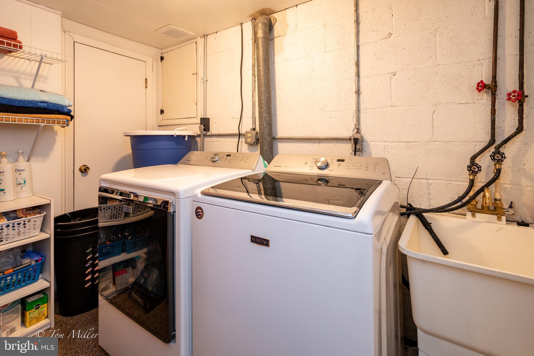 8123 Scotts Level Road Baltimore, MD 21208 - Photo 28 of 44 Laundry Room