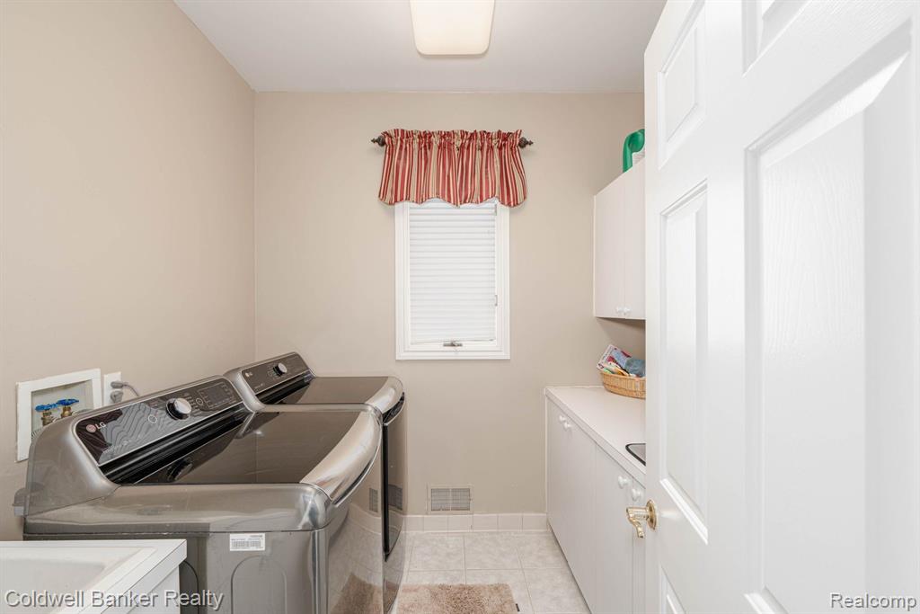 3849 Walnut Brook Drive Rochester Hills, MI 48309 - Photo 25 of 64