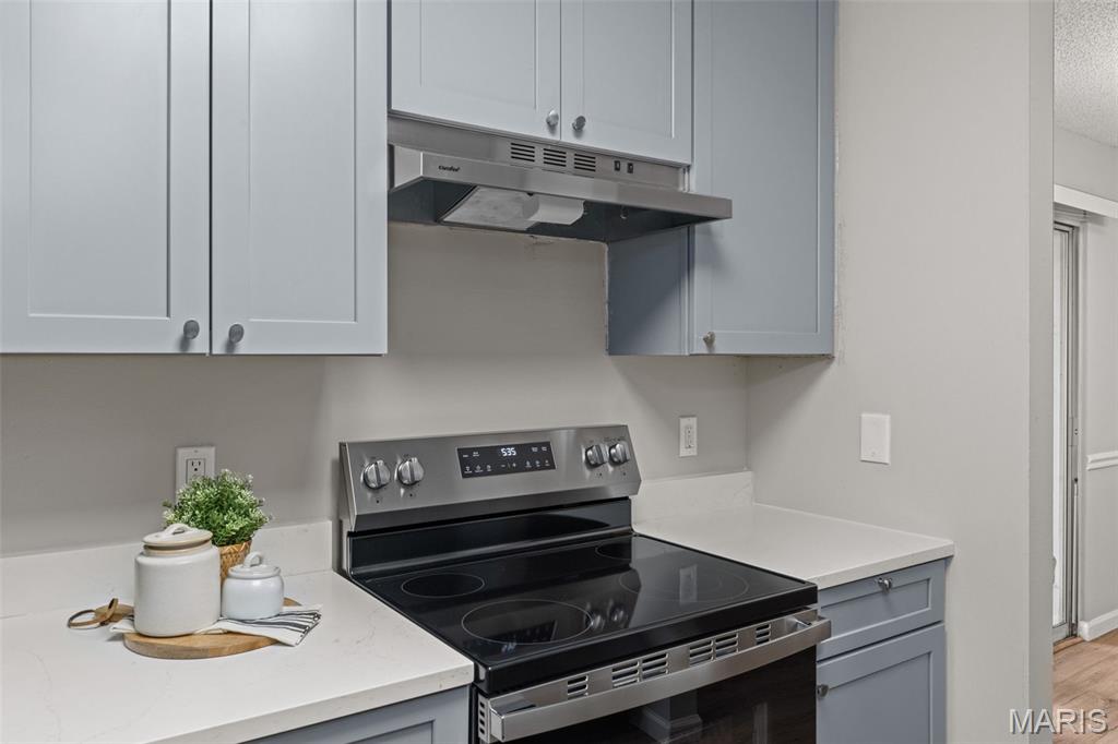 1607 Redbird Cove St. Louis, MO 63144 - Photo 12 of 25