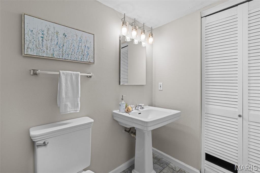 1607 Redbird Cove St. Louis, MO 63144 - Photo 20 of 25