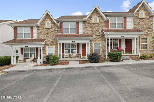 $2,500 | 521 Orch Vly Way, Unit 422, Pigeon Forge, TN 37862