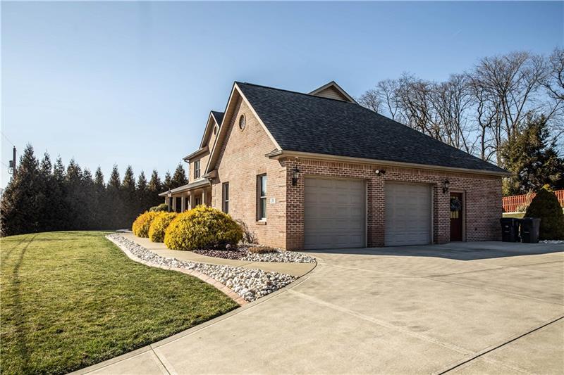 201 Ciocco Road Irwin, PA 15642 - Photo 3 of 25 Gallery Image 3
