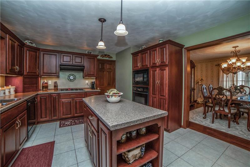 201 Ciocco Road Irwin, PA 15642 - Photo 5 of 25 Gallery Image 5