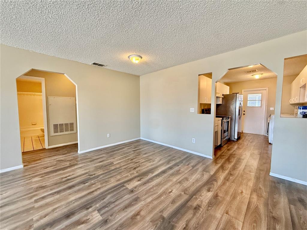 350 Winter Ridge Boulevard Winter Haven, FL 33881 - Photo 5 of 22