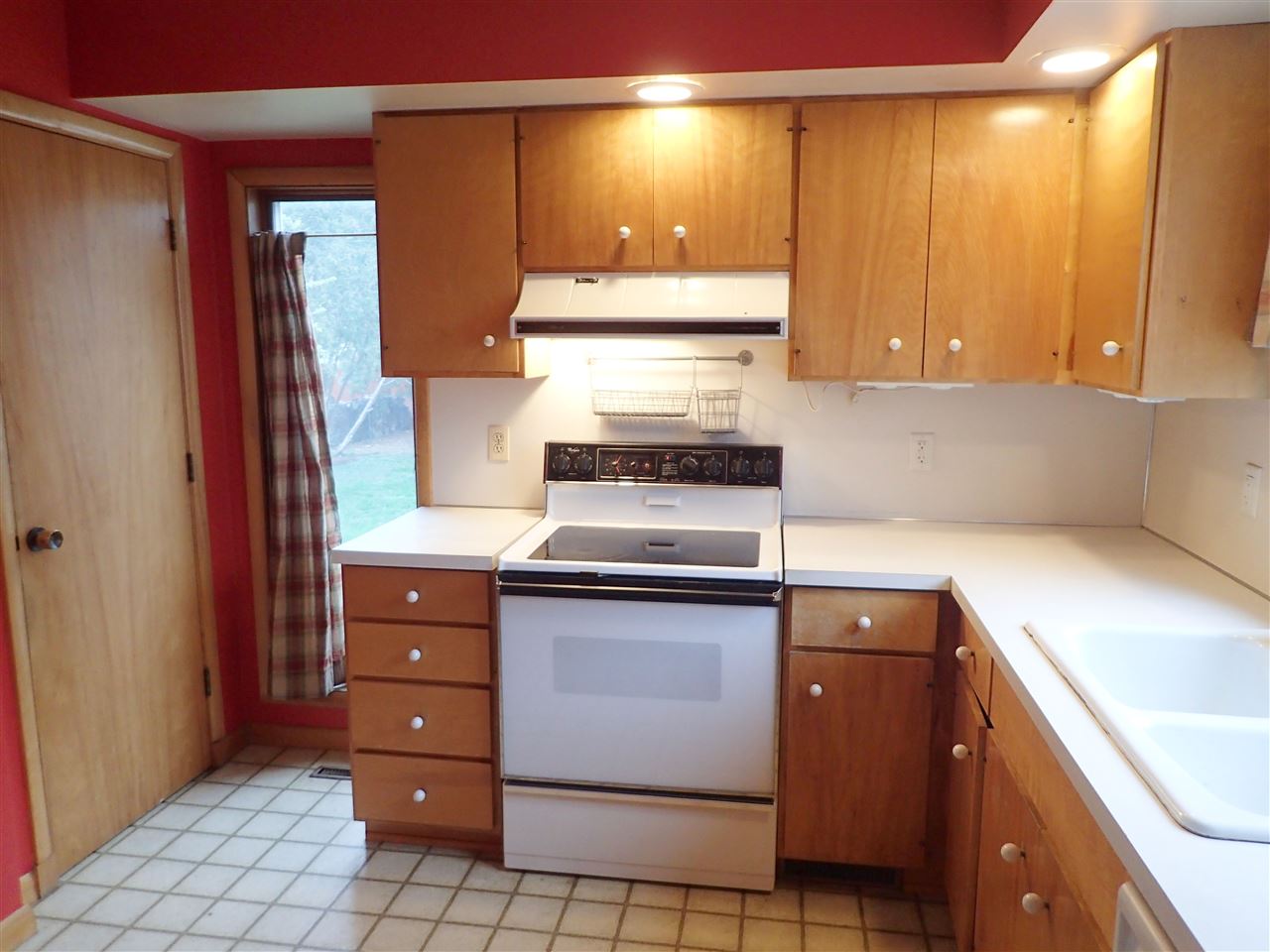 2143 3rd Street Bay City, MI 48708 - Photo 4 of 32