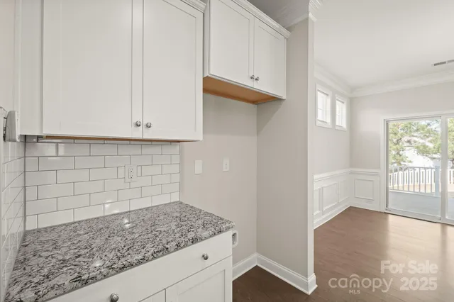 $355,000 | 3692 Summer Haven Drive, Sherrills Ford, NC 28673