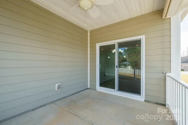 $355,000 | 3692 Summer Haven Drive, Sherrills Ford, NC 28673