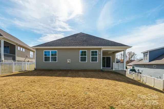 $355,000 | 3692 Summer Haven Drive, Sherrills Ford, NC 28673