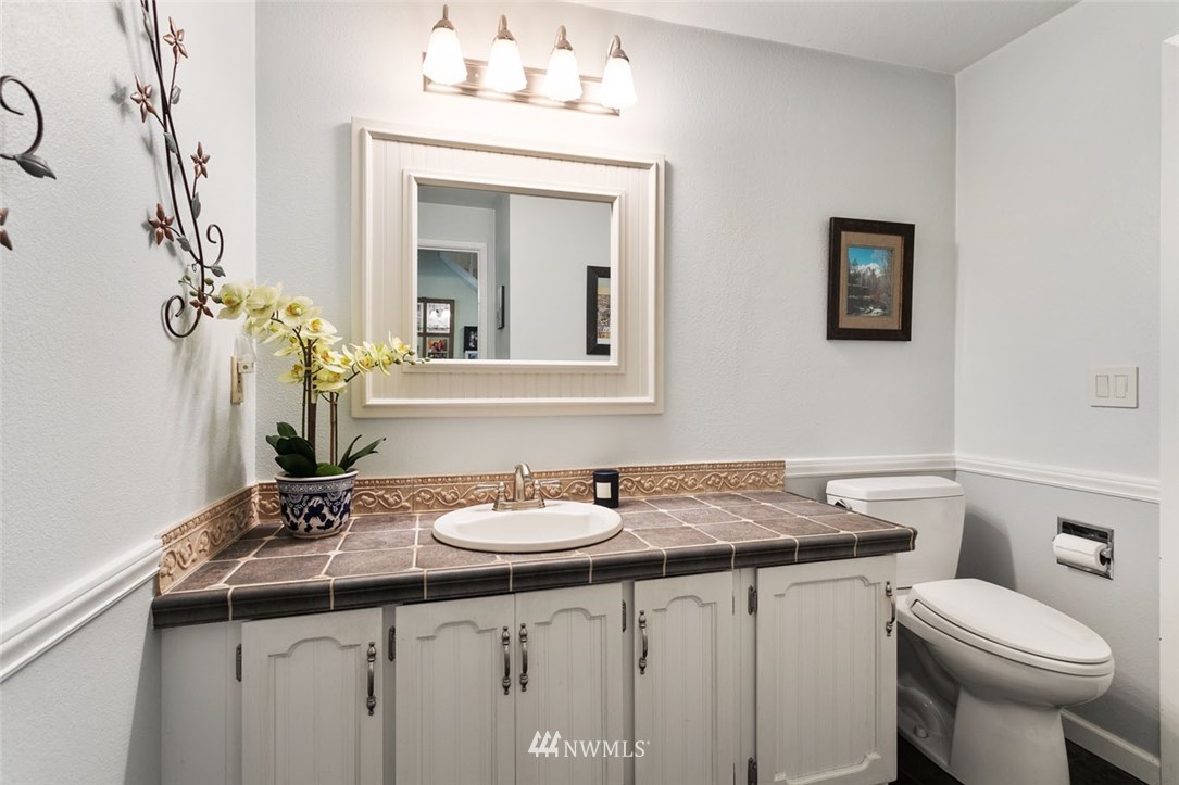 14653 Southeast 172nd Street Renton, WA 98058 - Photo 12 of 25 Gallery Image 12