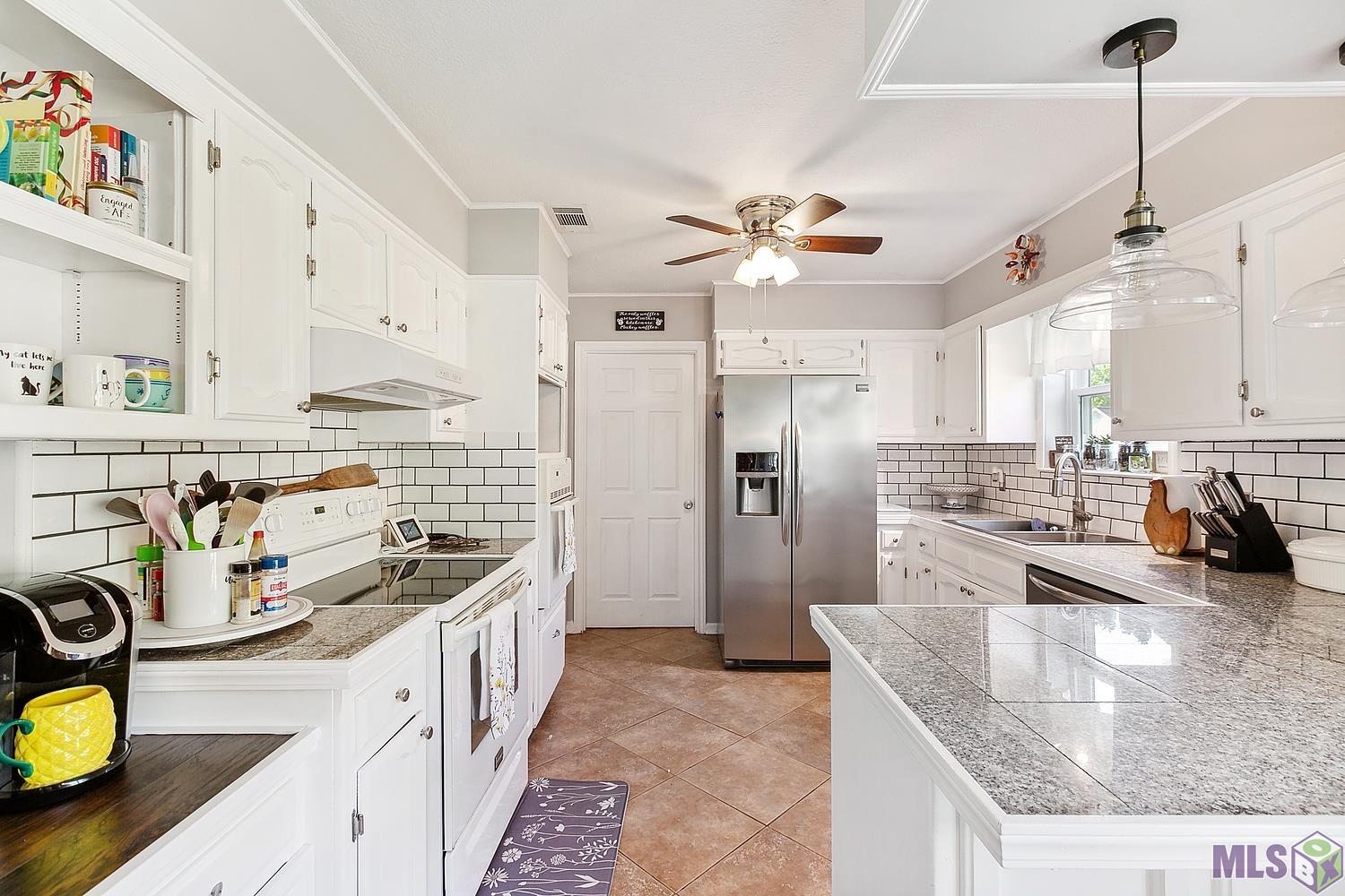 1612 Michel Delving Road Baton Rouge, LA 70810 - Photo 3 of 17