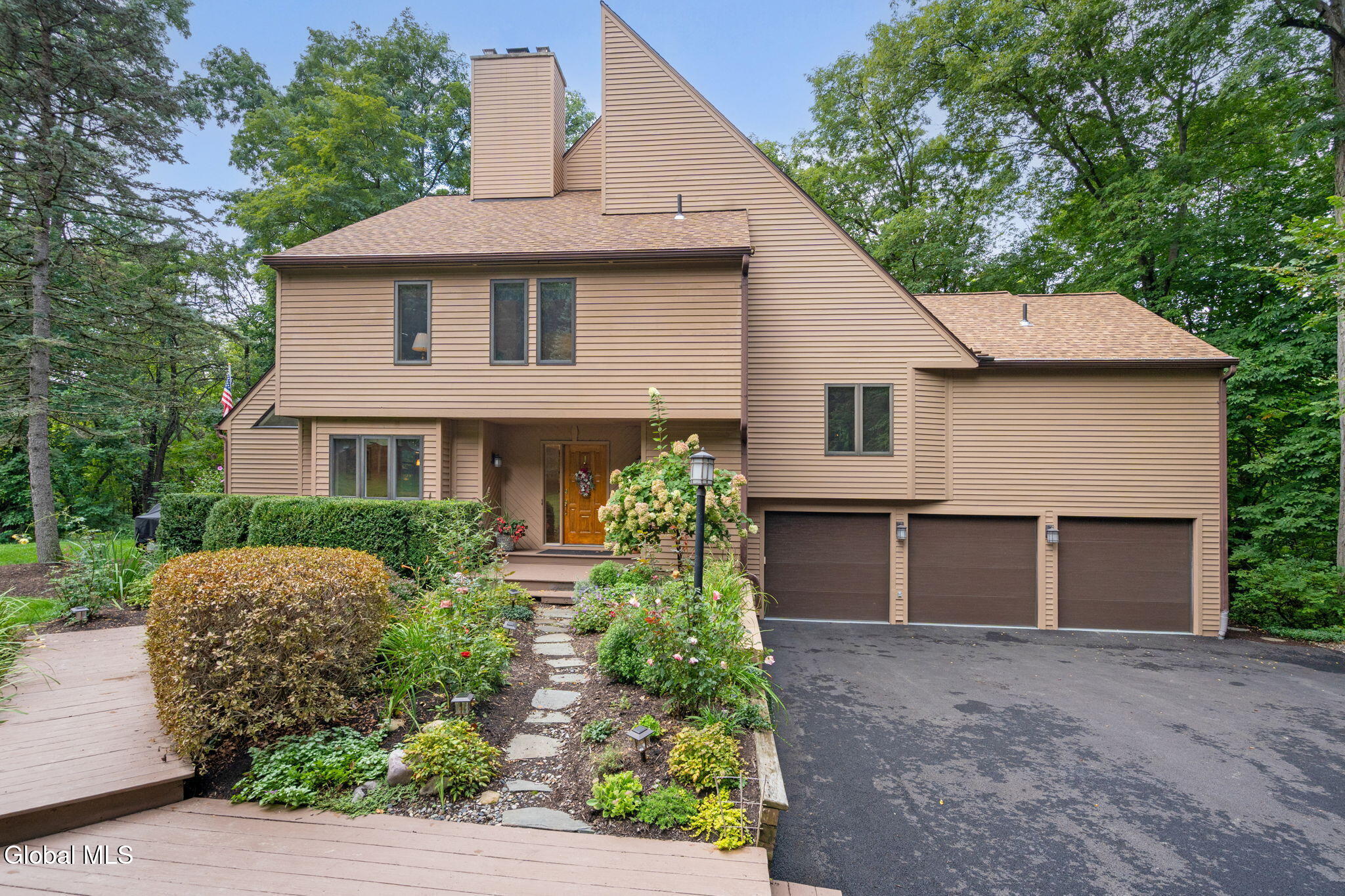 68 Mill Road Colonie, NY 12110 - Photo 2 of 58 4-web-or-mls-68-mill-rd