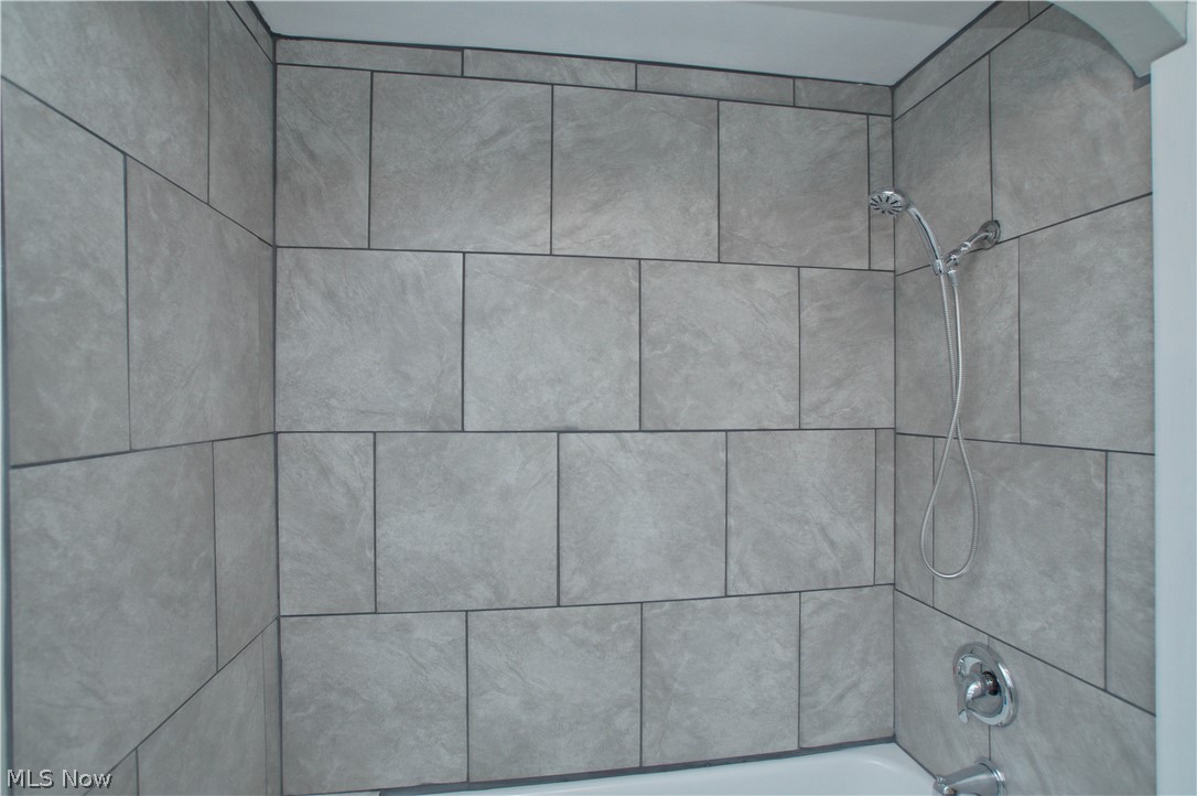 4142 Bushnell Road University Heights, OH 44118 - Photo 21 of 33 Gallery Image 21