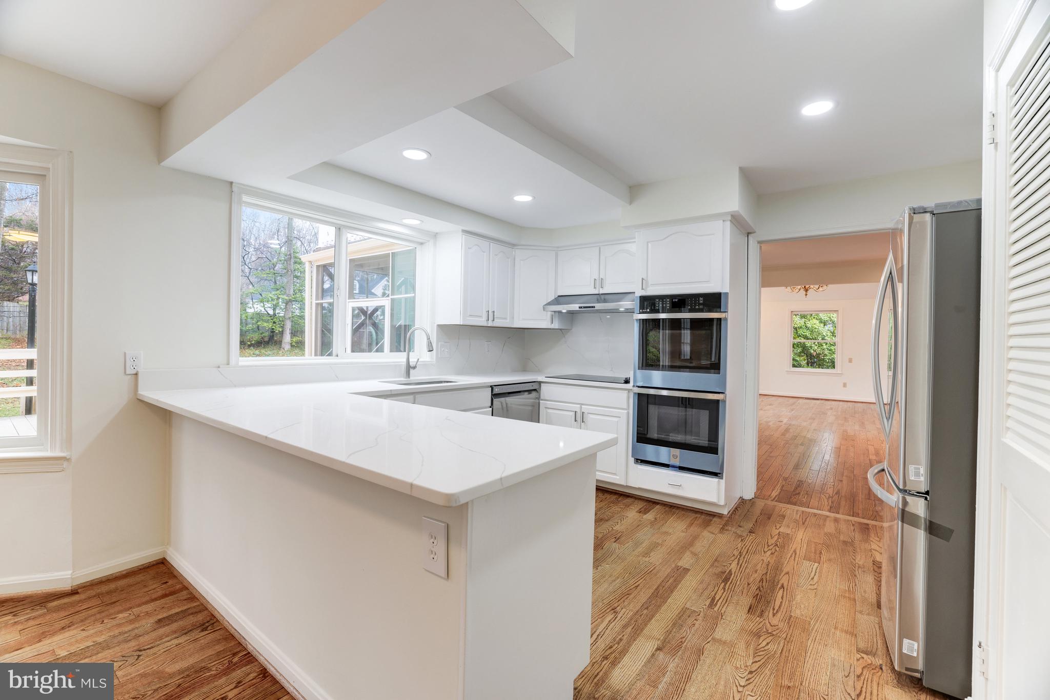 7906 Foxhound Road McLean, VA 22102 - Photo 12 of 48 Gallery Image 12