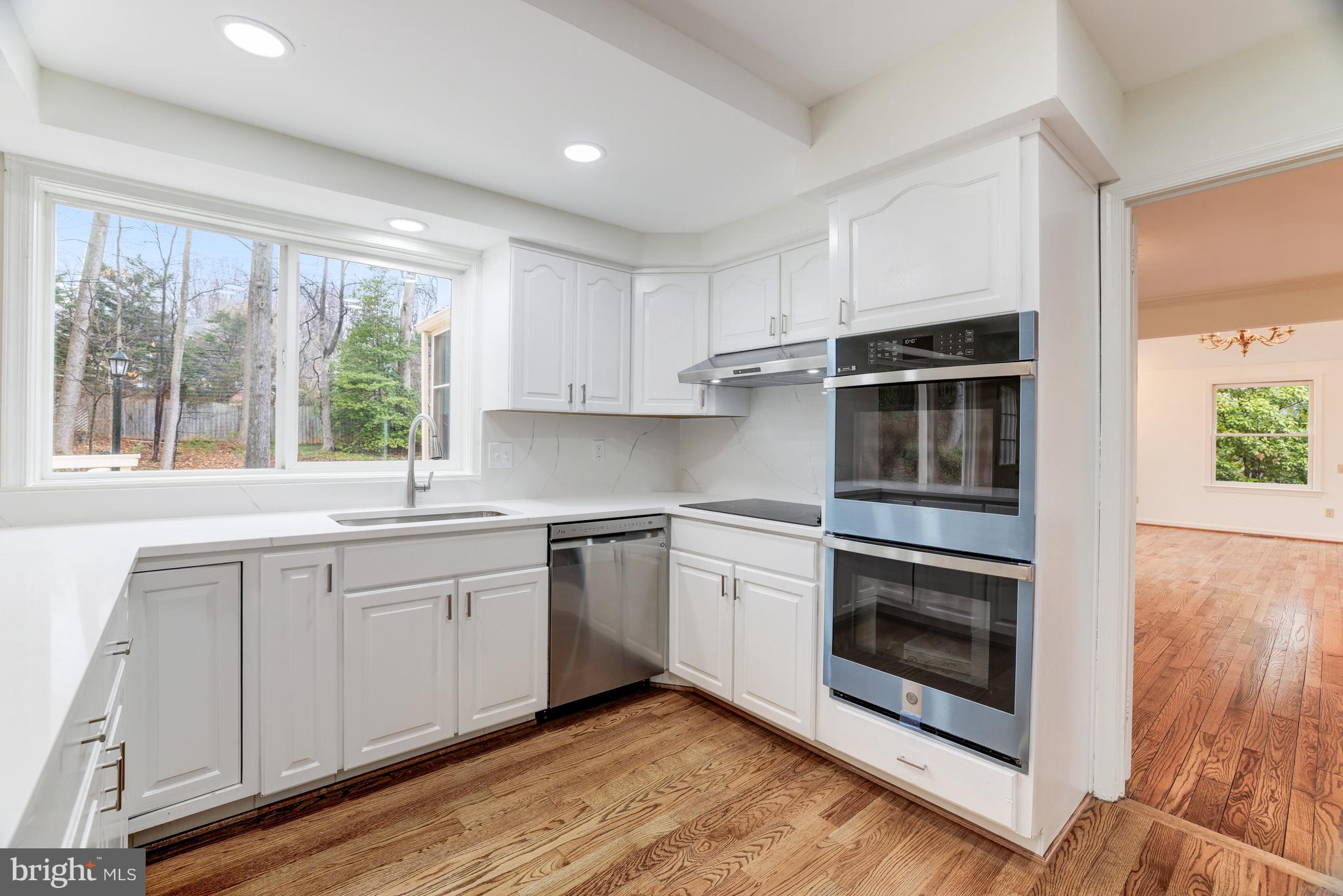 7906 Foxhound Road McLean, VA 22102 - Photo 13 of 48 Gallery Image 13