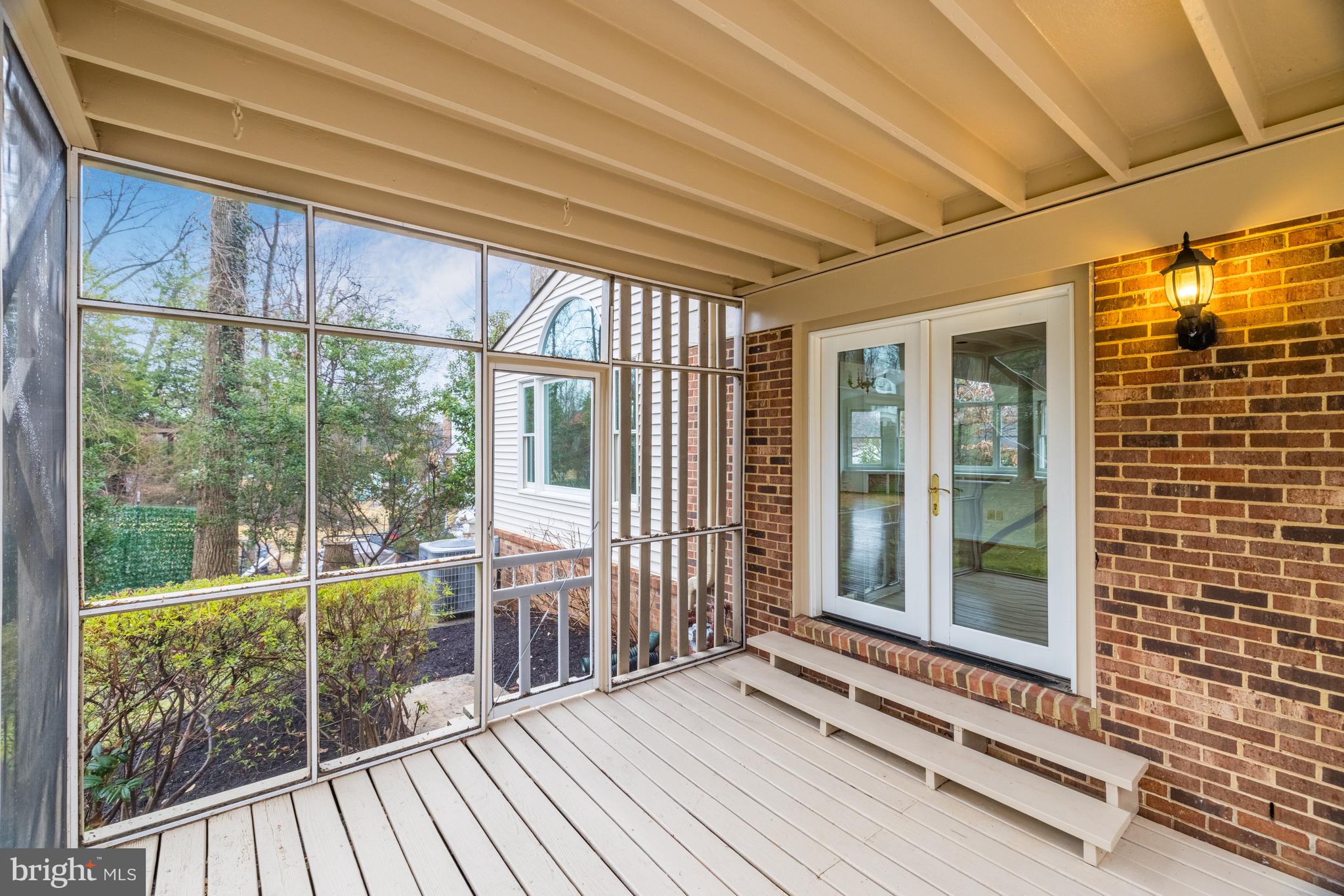 7906 Foxhound Road McLean, VA 22102 - Photo 23 of 48 Gallery Image 23