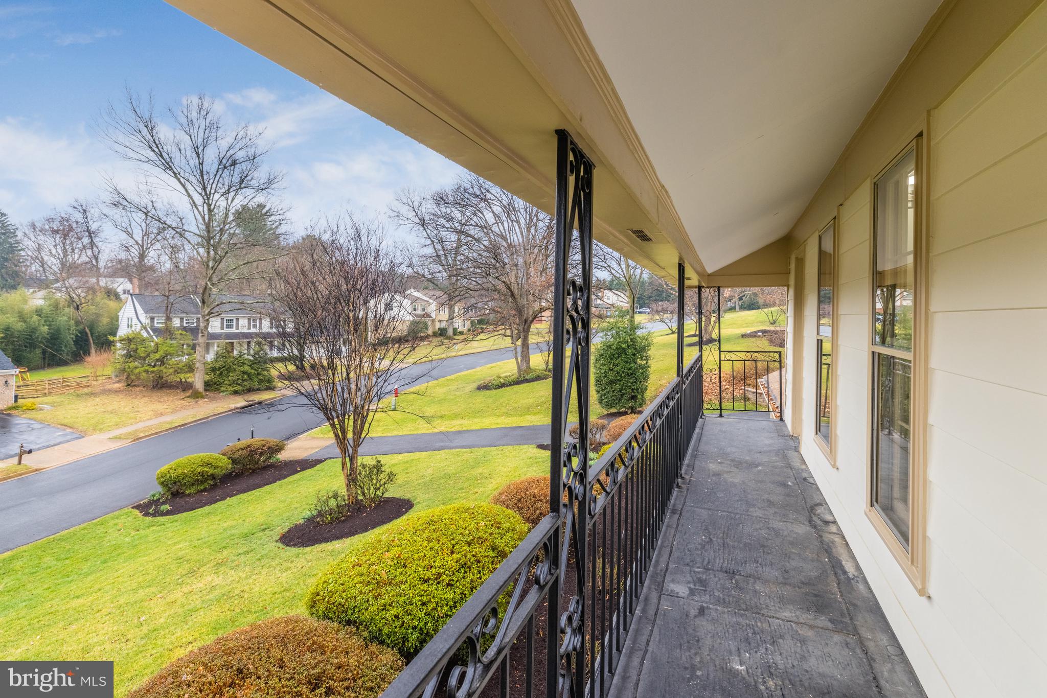 7906 Foxhound Road McLean, VA 22102 - Photo 29 of 48 Gallery Image 29