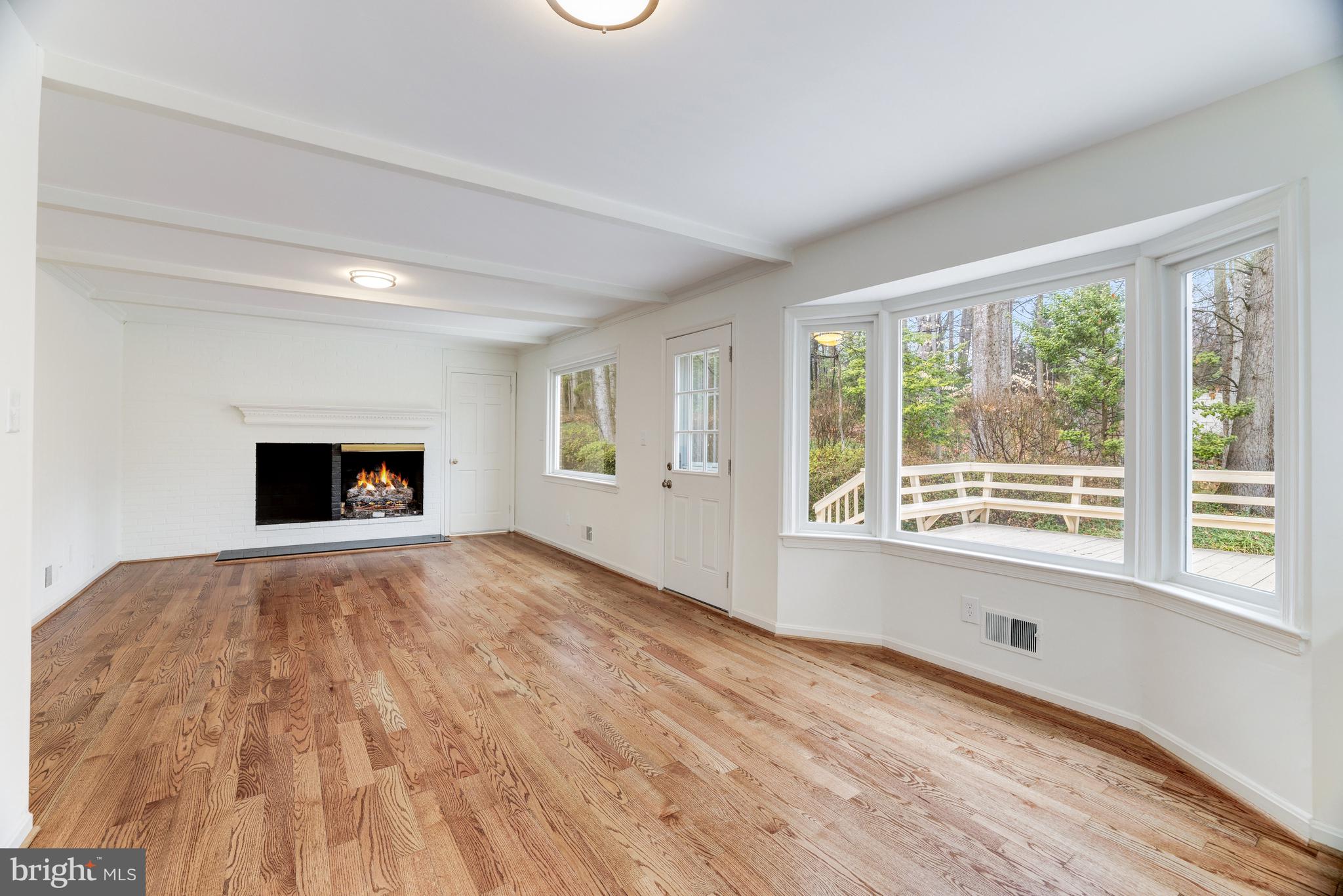 7906 Foxhound Road McLean, VA 22102 - Photo 8 of 48 Gallery Image 8