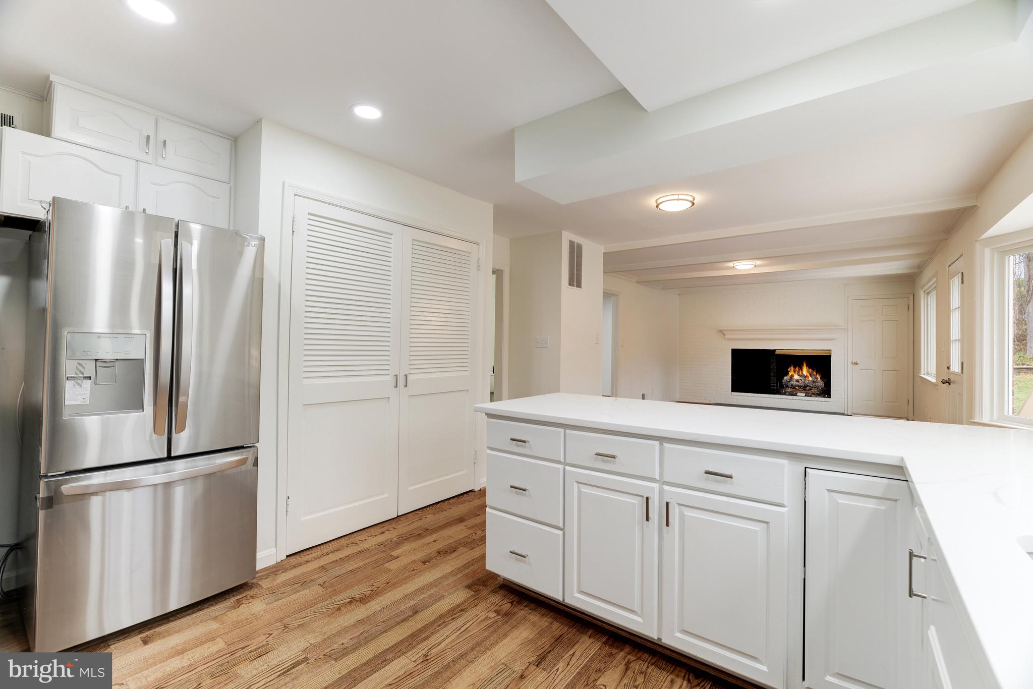 7906 Foxhound Road McLean, VA 22102 - Photo 10 of 48 Gallery Image 10