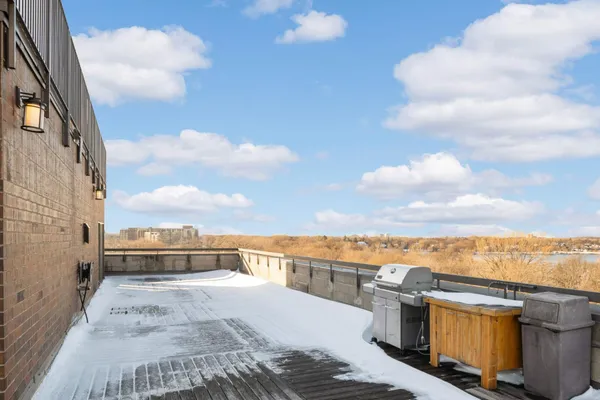 $210,000 | 2885 Knox Avenue South, Unit 203, Minneapolis, MN 55408
