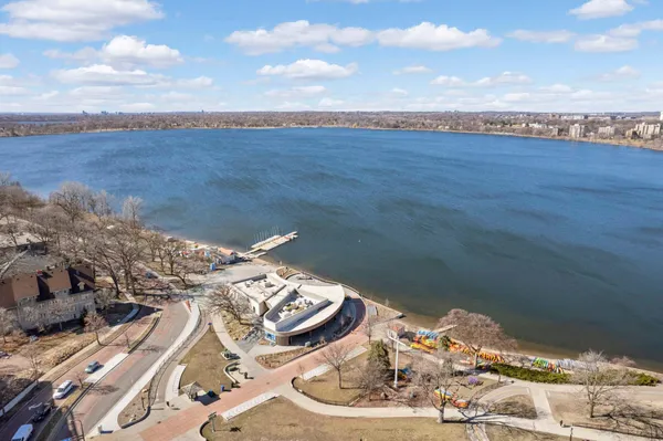 $210,000 | 2885 Knox Avenue South, Unit 203, Minneapolis, MN 55408