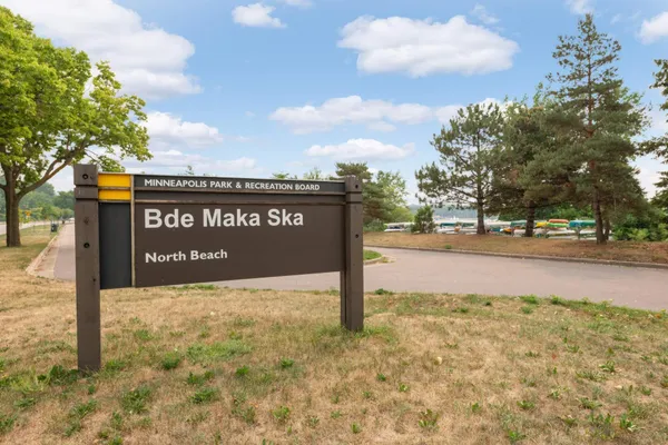 $210,000 | 2885 Knox Avenue South, Unit 203, Minneapolis, MN 55408