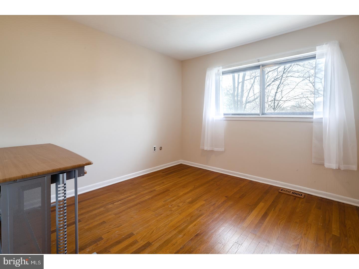 1 Greenvale Road Cherry Hill, NJ 08034 - Photo 20 of 25 Bedroom 4