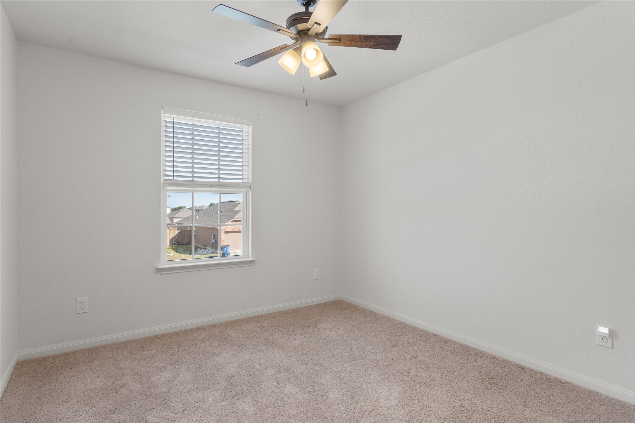 14405 Boomtown Way Elgin, TX 78621 - Photo 13 of 19