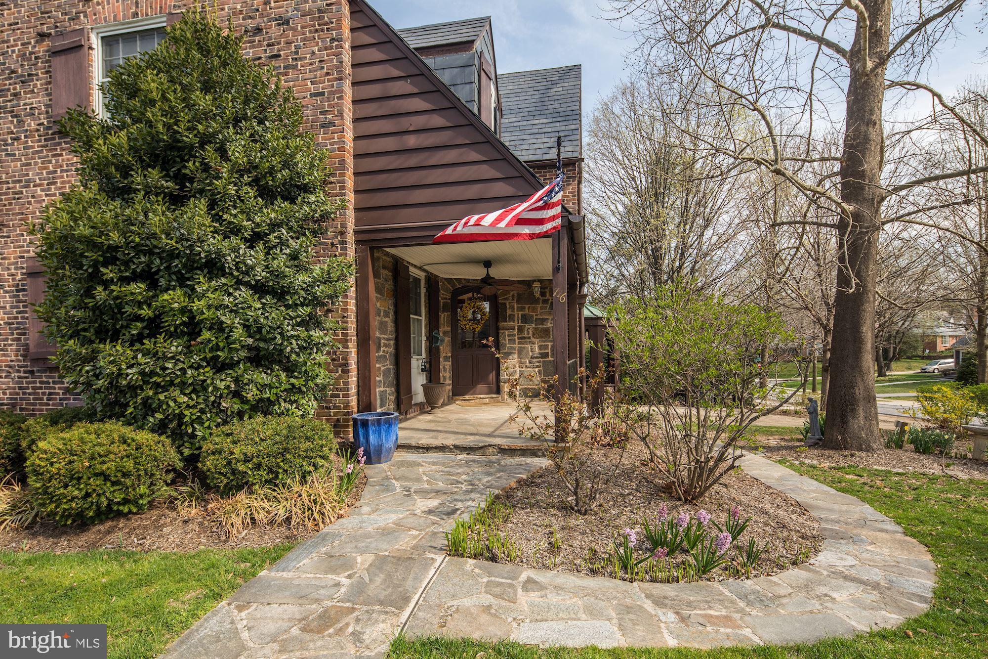 716 Stoneleigh Road Baltimore, MD 21212 - Photo 4 of 44 Flagstone porch and walkways