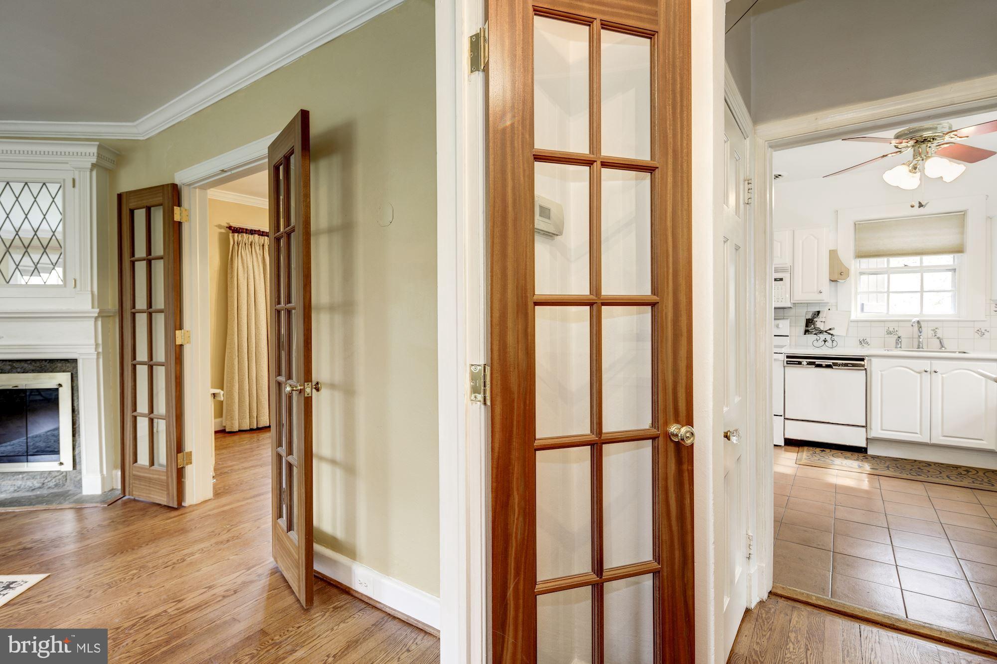 716 Stoneleigh Road Baltimore, MD 21212 - Photo 9 of 44 French doors in living room/family rm