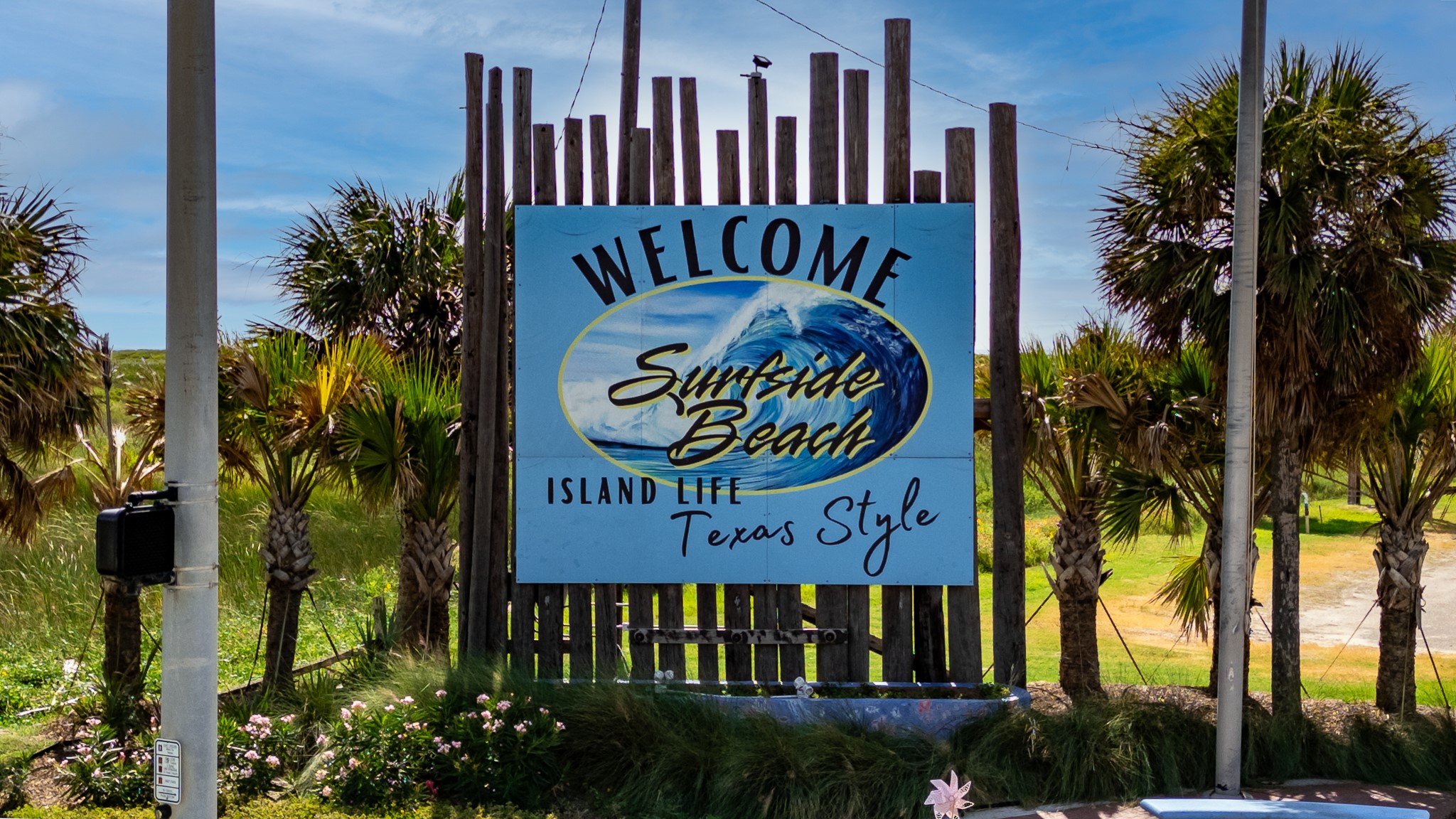 0 Lot 25 Santar Loop Surfside Beach, TX 77541 - Photo 6 of 6 a sign that is on the side of the road