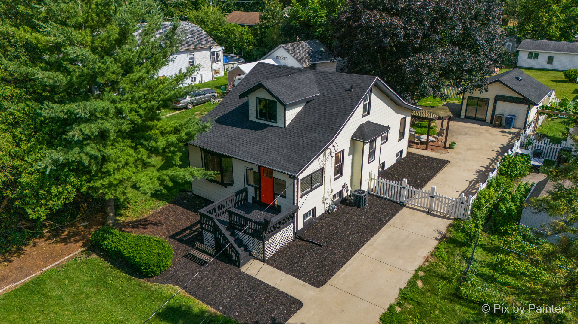 503 North River Road Fox River Grove, IL 60021 - Photo 39 of 48 an aerial view of a house with a yard