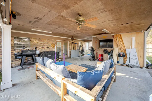 $189,000 | 2706 Lynwood Street, Pascagoula, MS 39567