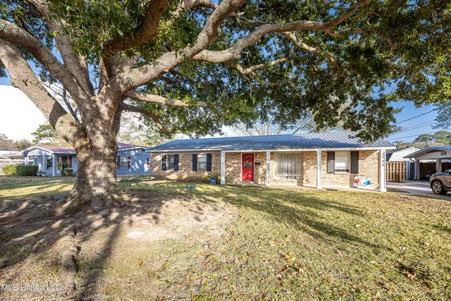 $189,000 | 2706 Lynwood Street, Pascagoula, MS 39567