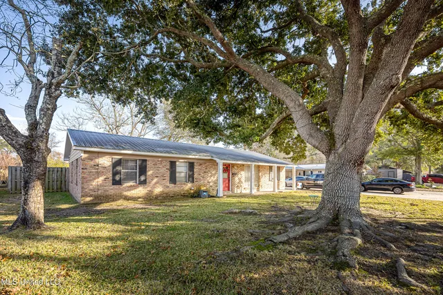 $189,000 | 2706 Lynwood Street, Pascagoula, MS 39567