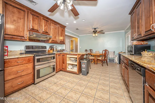 $189,000 | 2706 Lynwood Street, Pascagoula, MS 39567