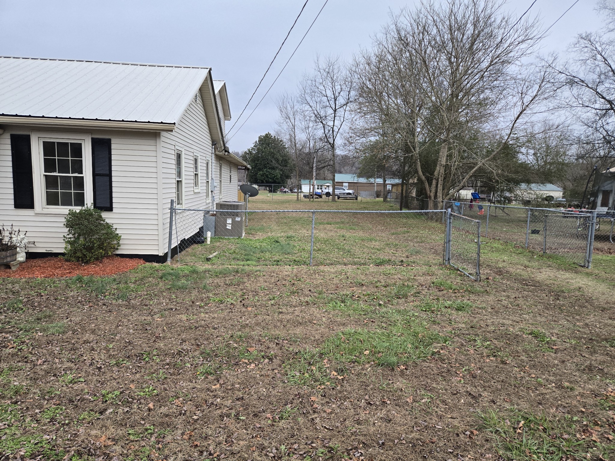 1755 West Trace Creek Road Waverly, TN 37185 - Photo 7 of 29