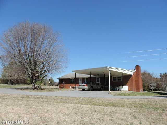 3915 Johnson Street High Point, NC 27265 - Photo 2 of 16 Exterior Back.
