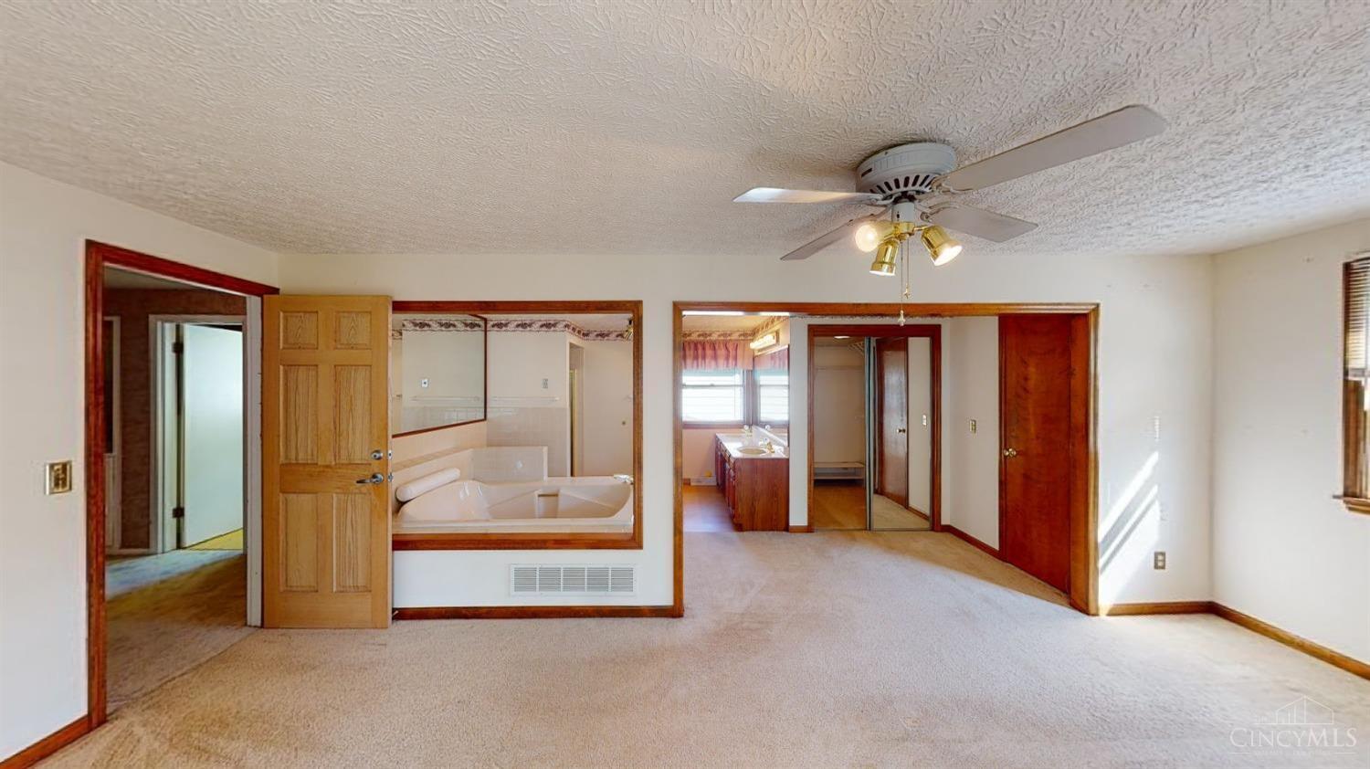 6112 Winton Road Fairfield, OH 45014 - Photo 33 of 45