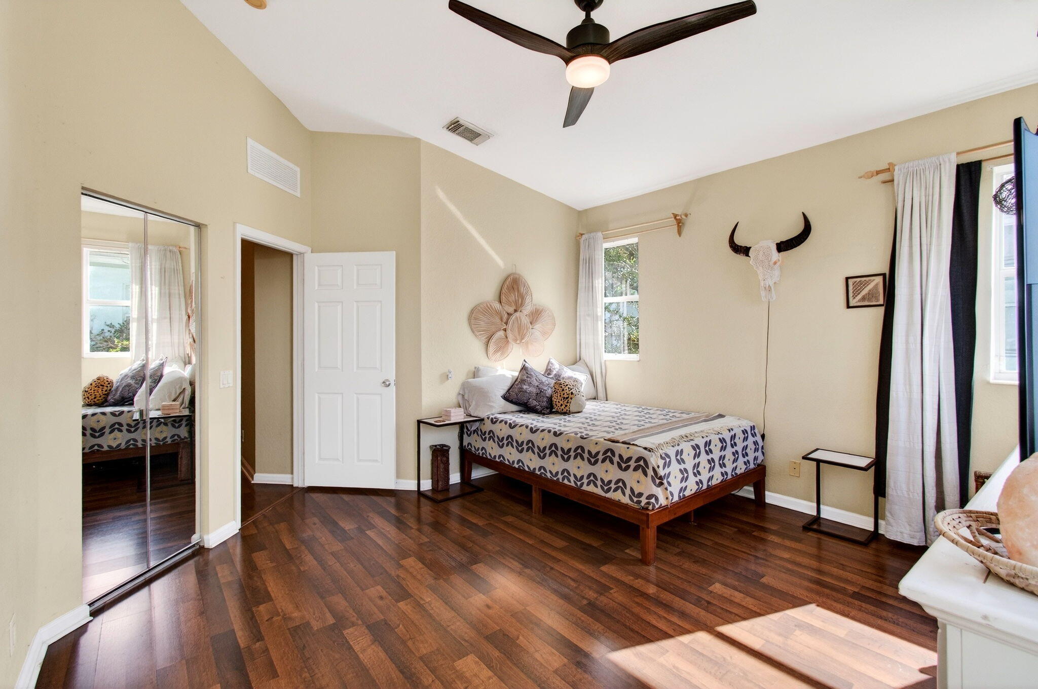 3167 Laurel Ridge Circle Riviera Beach, FL 33404 - Photo 37 of 94 48-web-or-mls-DSC_3015