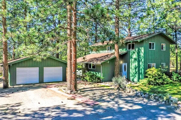 $349,000 | 5134 Lake Shastina Drive, Weed, CA 96094